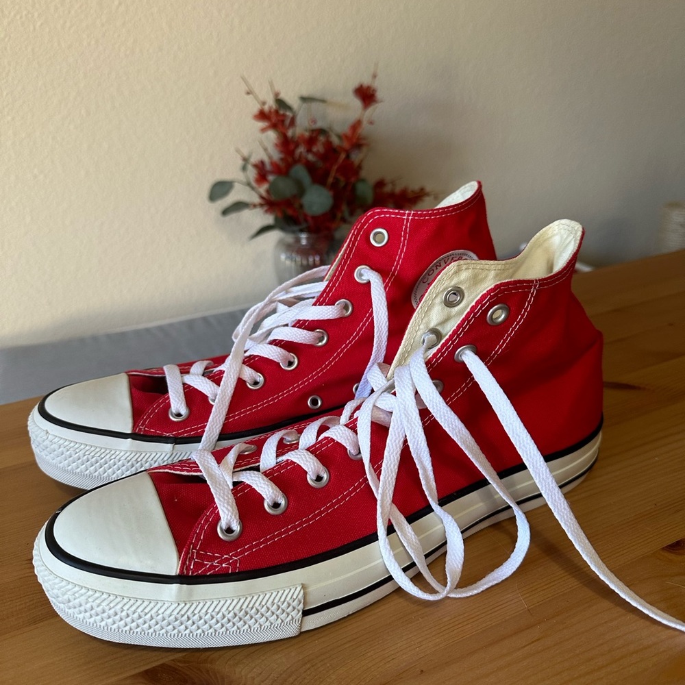 Red Converse High Top 11 men’s